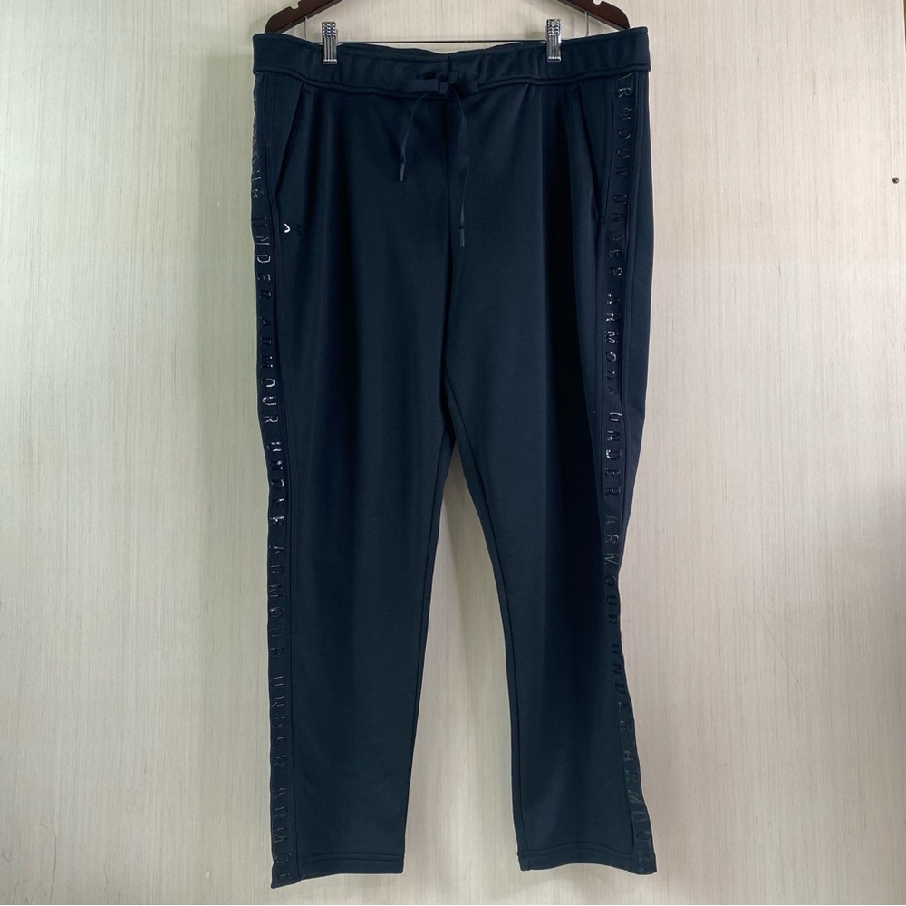 Under Armour Women’s Featherweight Fleece Pants Tapered Side Logo Black 2XL